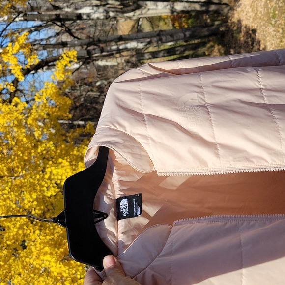 North Face Jacket - Picture 12 of 15